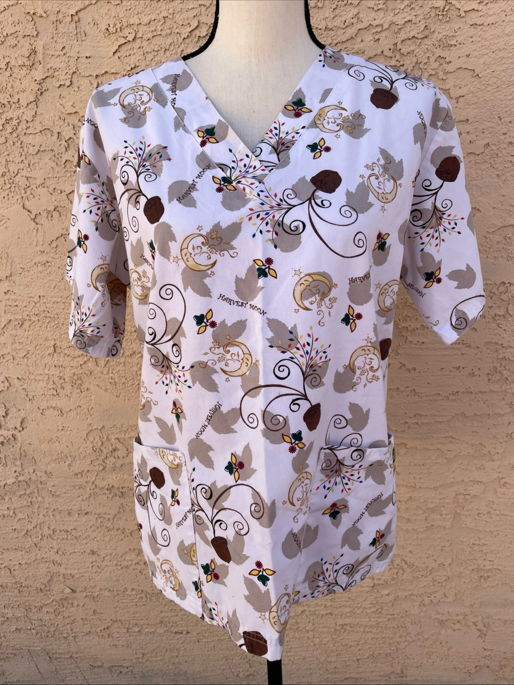 UA Scrubs scrub top harvest moon thanksgiving acorns fall autumn leaves S/M